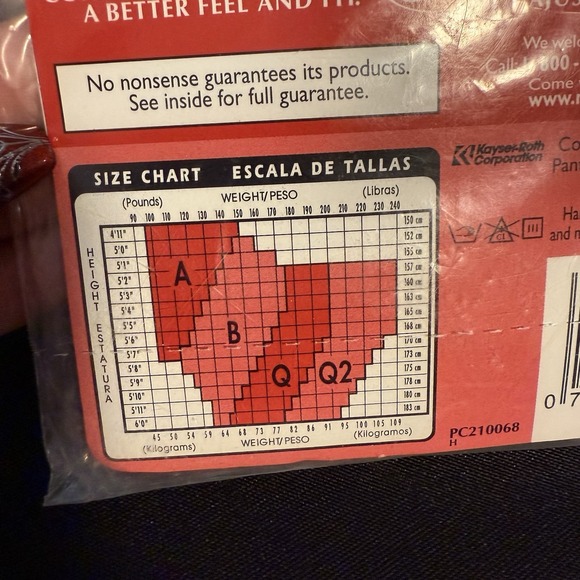 Retro‎ Sissy No Nonsense Reg Pantyhose Nylons- Tan, Reinforced Toe - Size B 009 - Picture 2 of 4